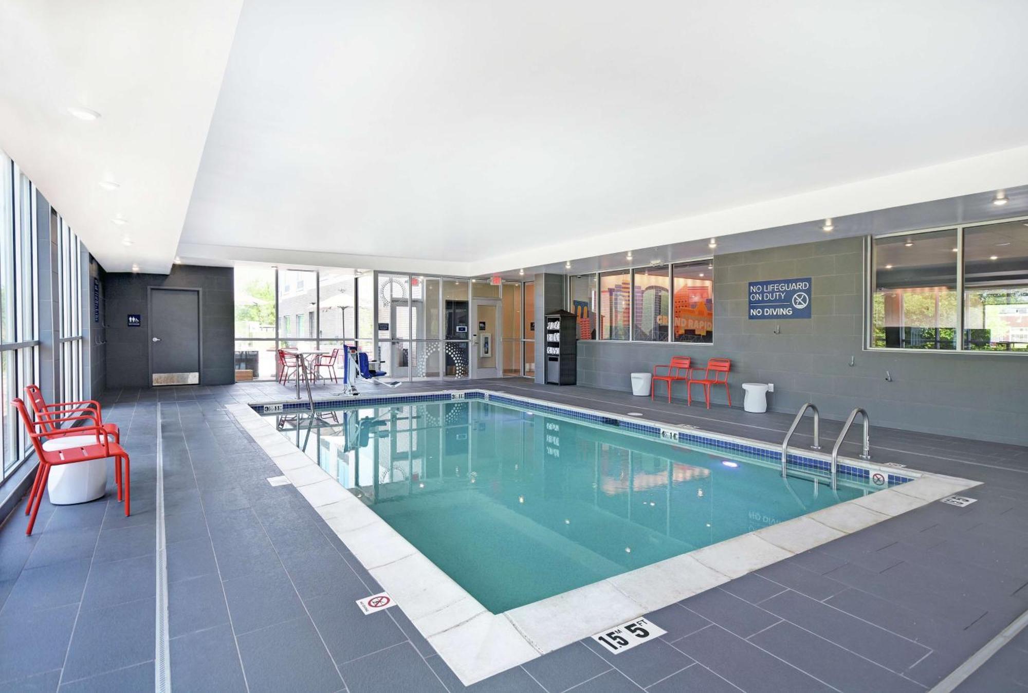 Tru By Hilton Grand Rapids Airport Hotell Kentwood Eksteriør bilde
